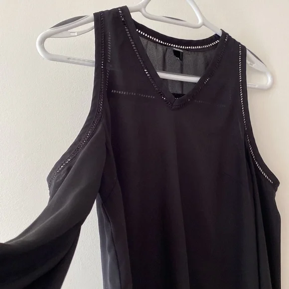 Blouse - Picture 3 of 4